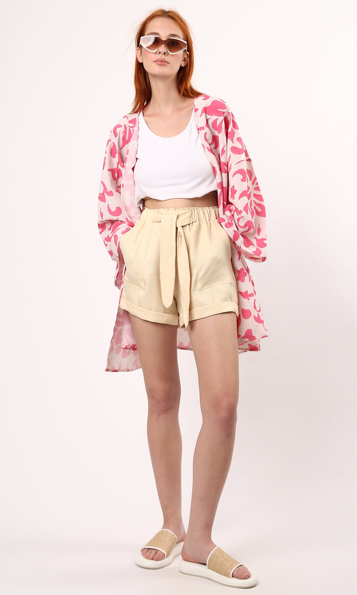 O179434 Patterned Cream Shorts With Side Pockets