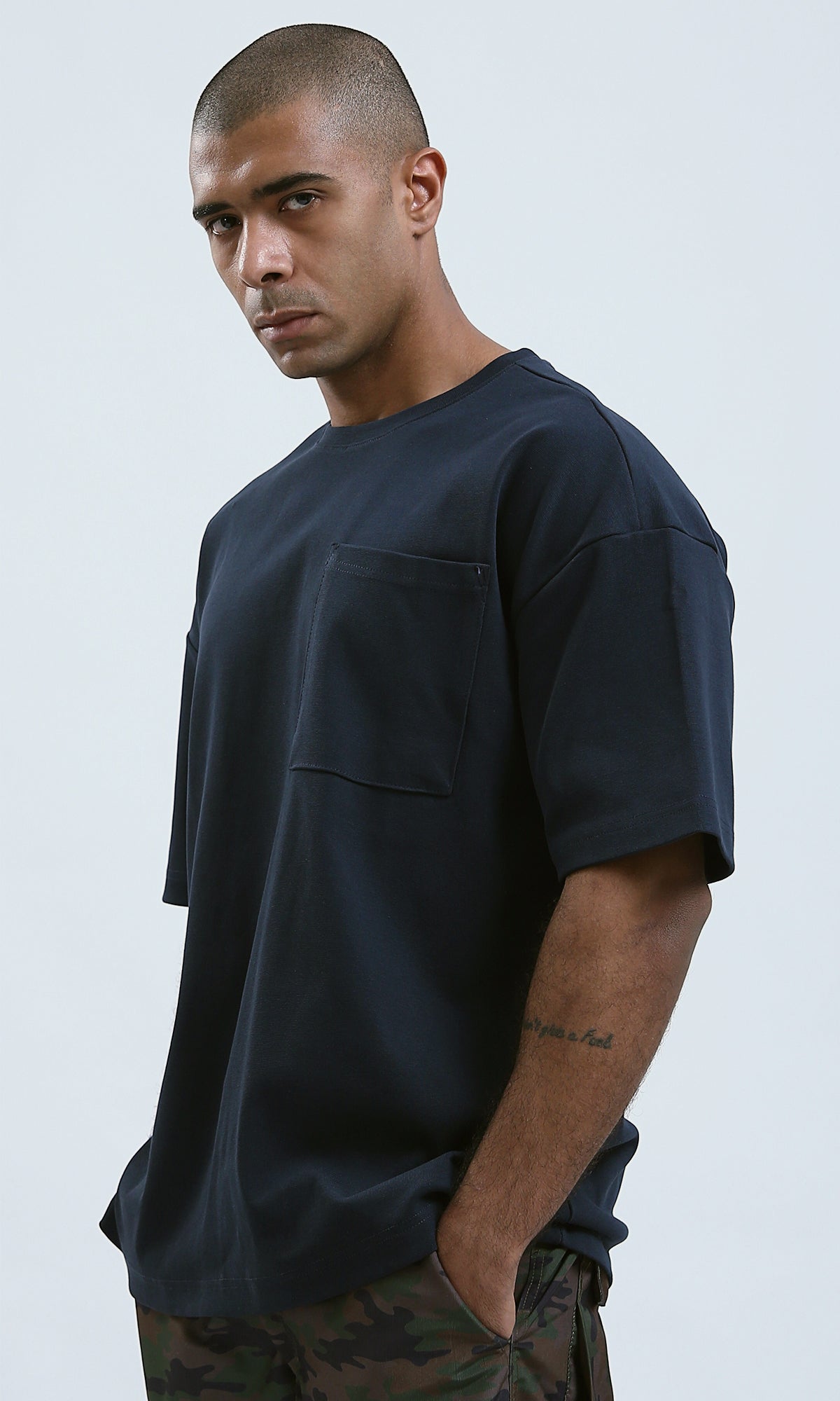 Urban Oversized Navy Crew-Neck Pocket Tee - O182414