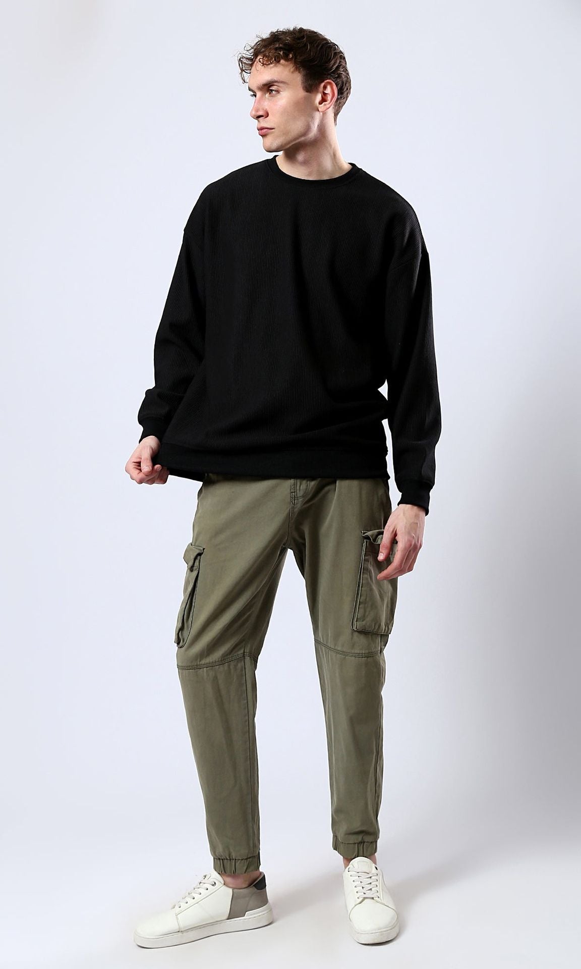 Black Textured Ribbed Oversized Crew-Neck Sweatshirt - O180391