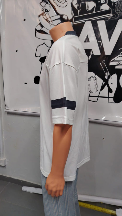 r216883d.jpg