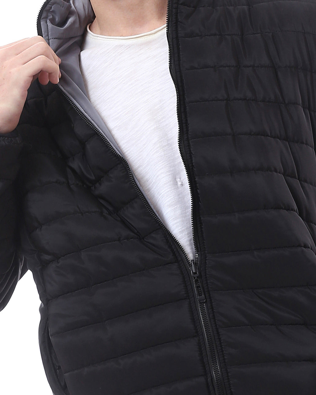 Men's Lightweight Quilted Puffer Jacket in Obsidian Black - O173259