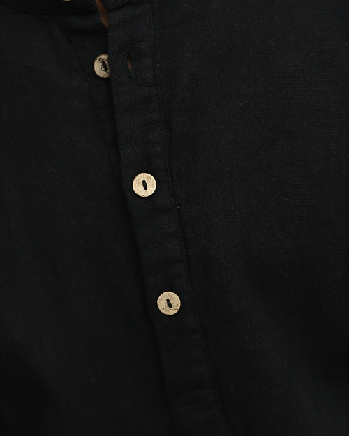 Ravin Men's Roll-Tab Henley Kurta - Black - O181030