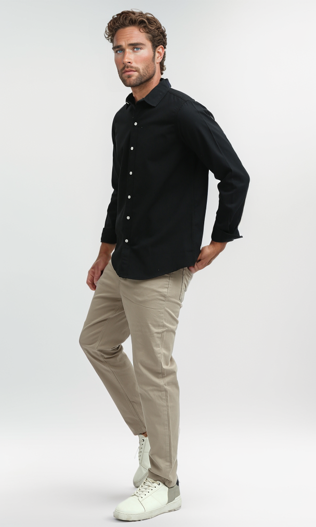 O188519  Solid Long Sleeves Casual Black Buttoned Shirt