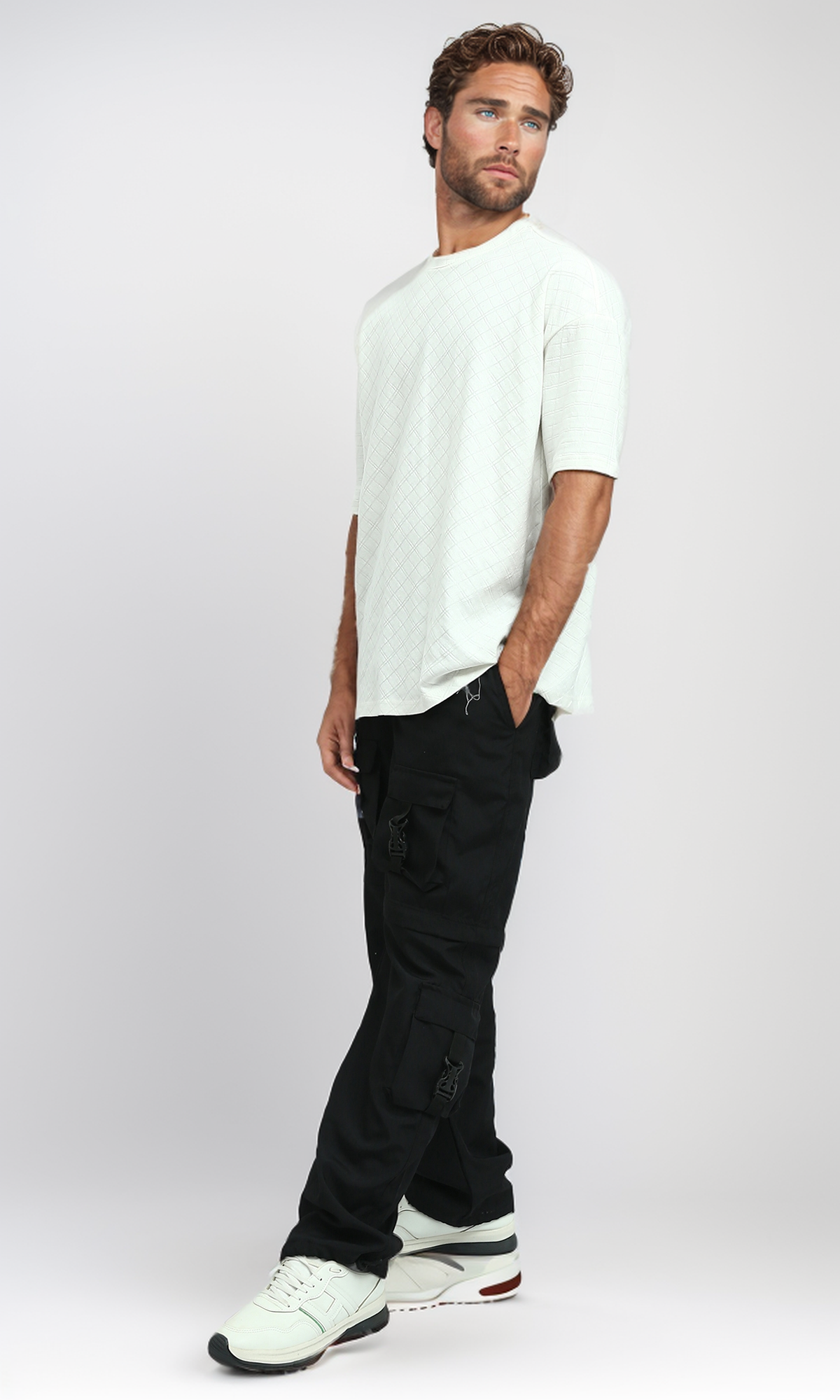 o192141-s24m331-fob-white-mst