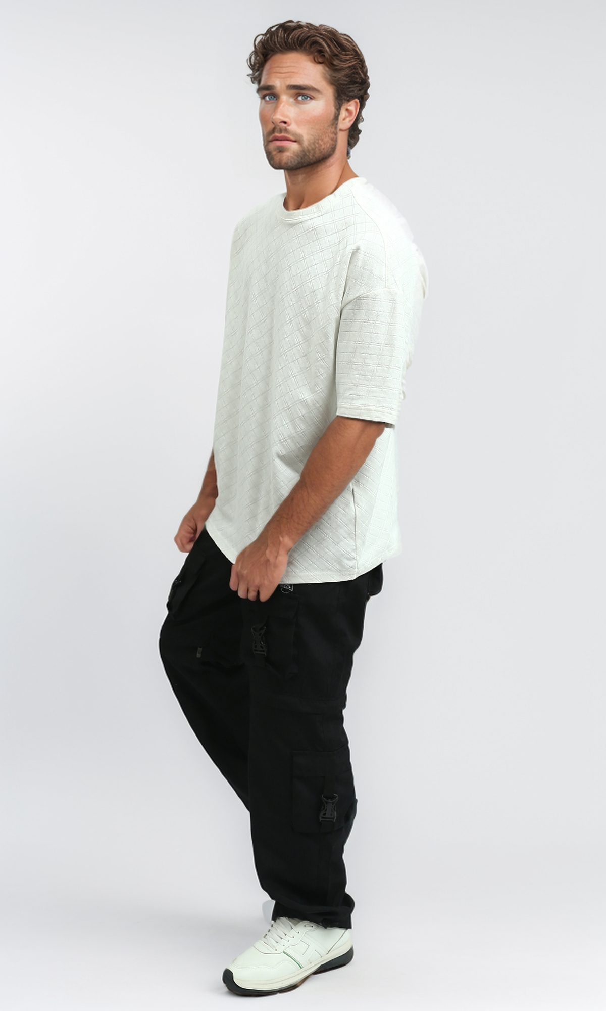 o192141-s24m331-fob-white-mst