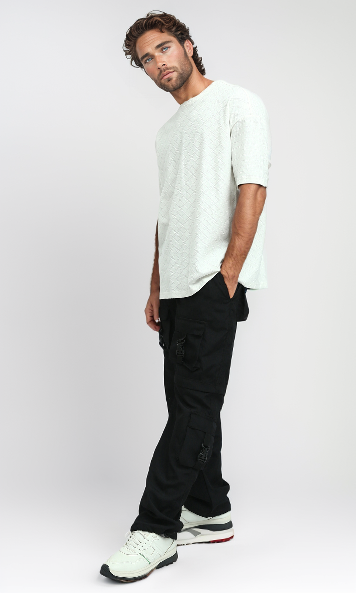 o192141-s24m331-fob-white-mst