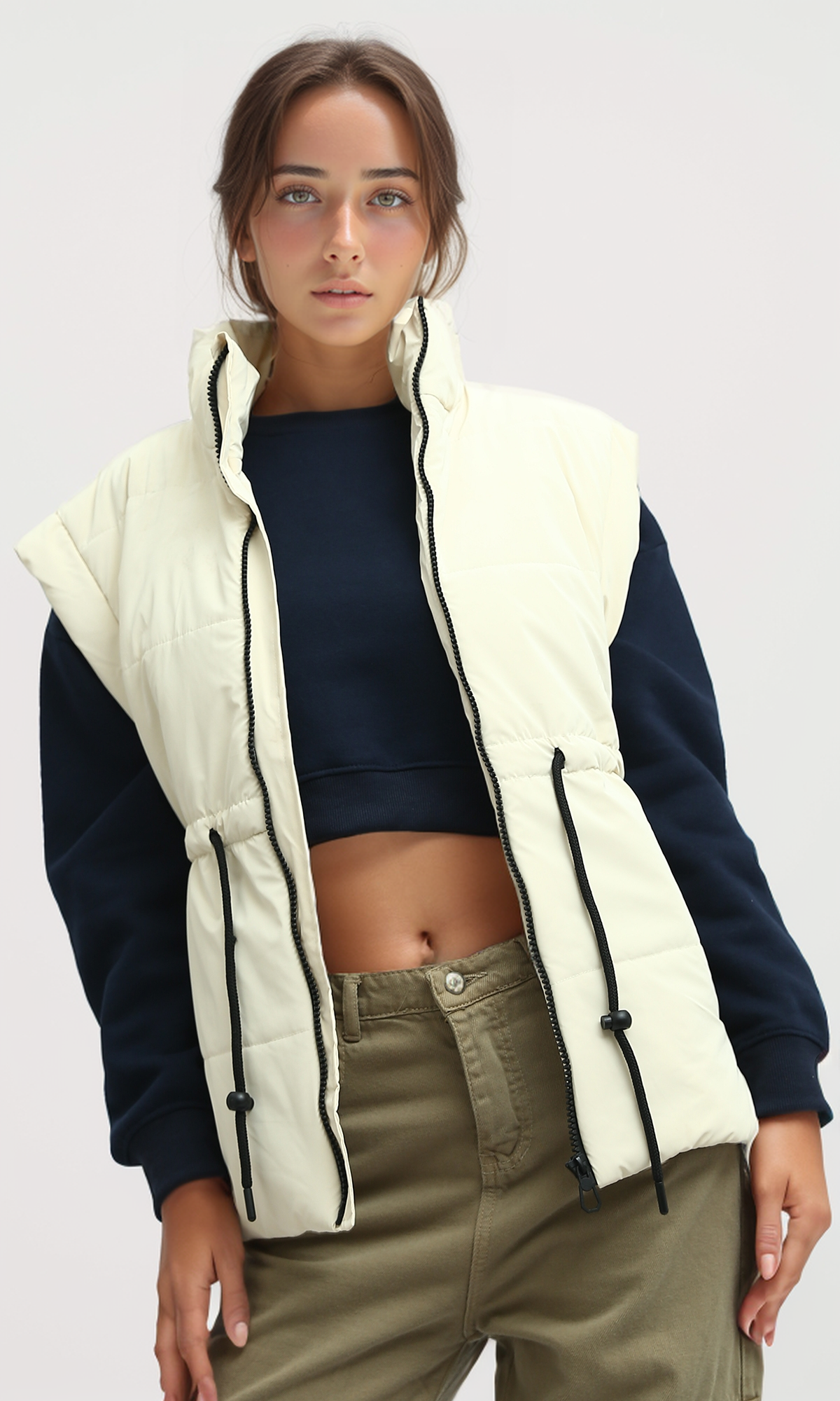 O192717 Sleeveless Bomber Jacket With Drawsting - Light Beige