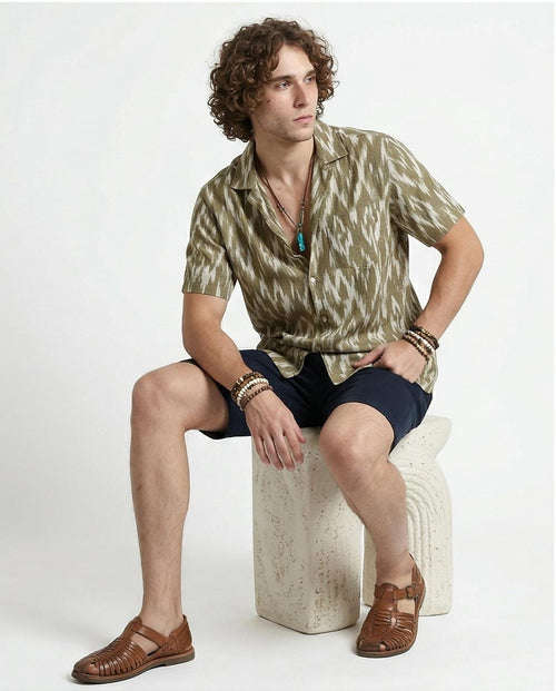 شورت كحلي غامق بسوستة وجيوب جانبية