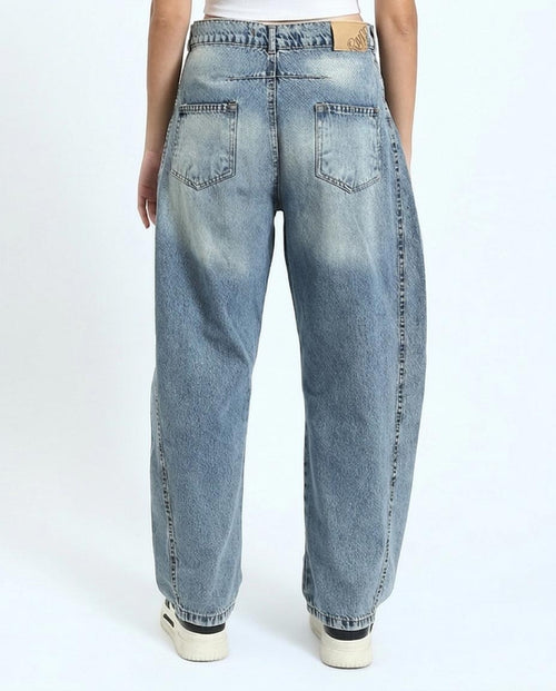 Ravin Barrel-Leg Curved Seam Denim Jeans in Vintage Light Wash - R211721