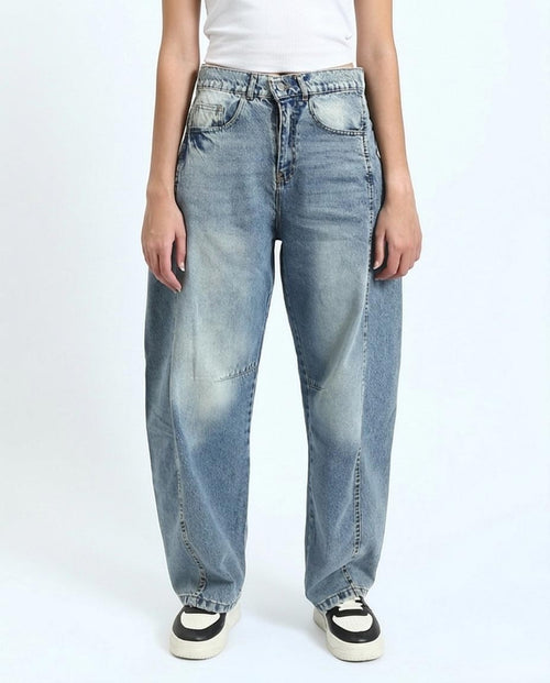 Barrel-Leg Curved Seam Denim Jeans In Vintage Light Wash