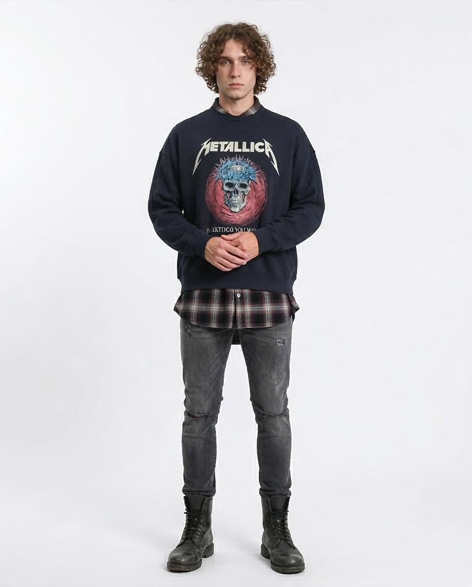 R212203 Ravin x Metallica Oversized "Vertigo" Graphic Sweatshirt – Balck