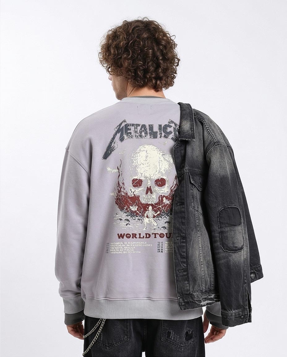 Metallica World Tour Oversized Graphic Sweatshirt - R214406