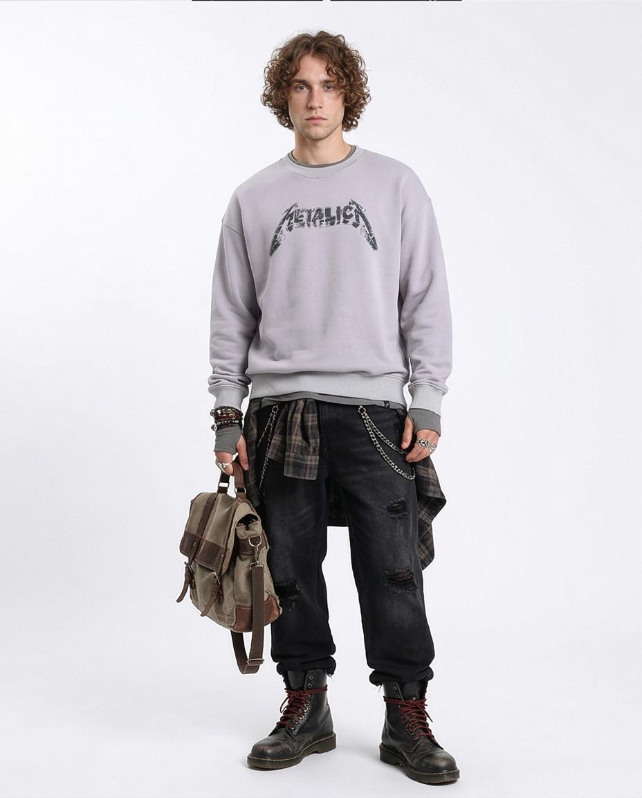 Metallica World Tour Oversized Graphic Sweatshirt - R214406