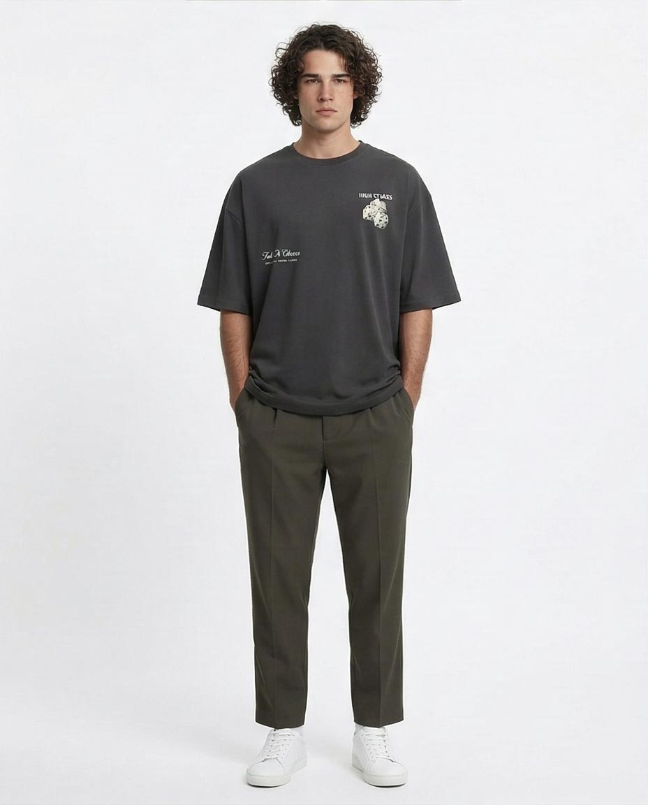 Ravin "High Stakes" Heavyweight Oversized Graphic T-Shirt – Charcoal - R216398