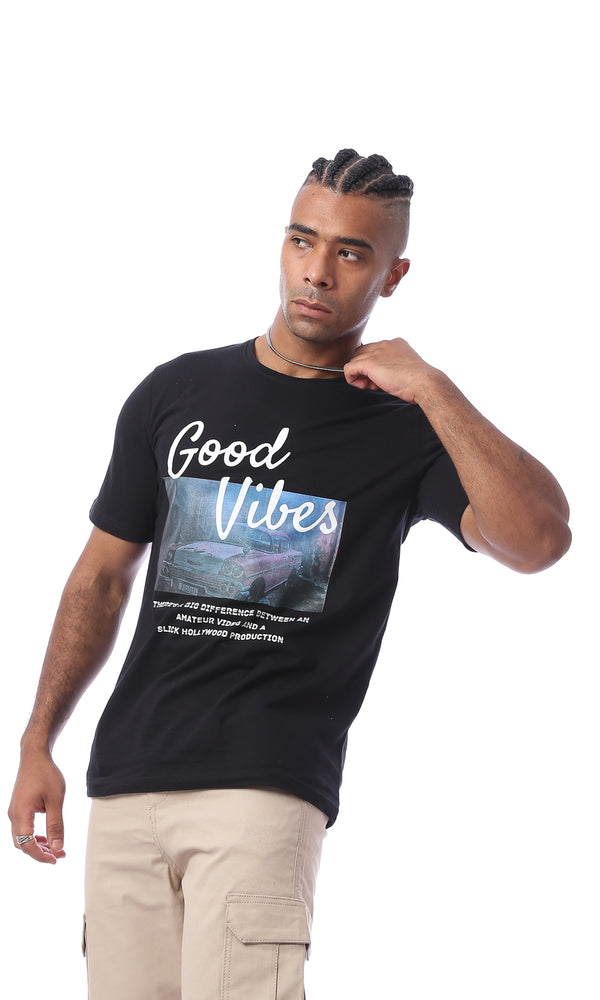 تيشيرت أسود مطبوع بقصة عادية 