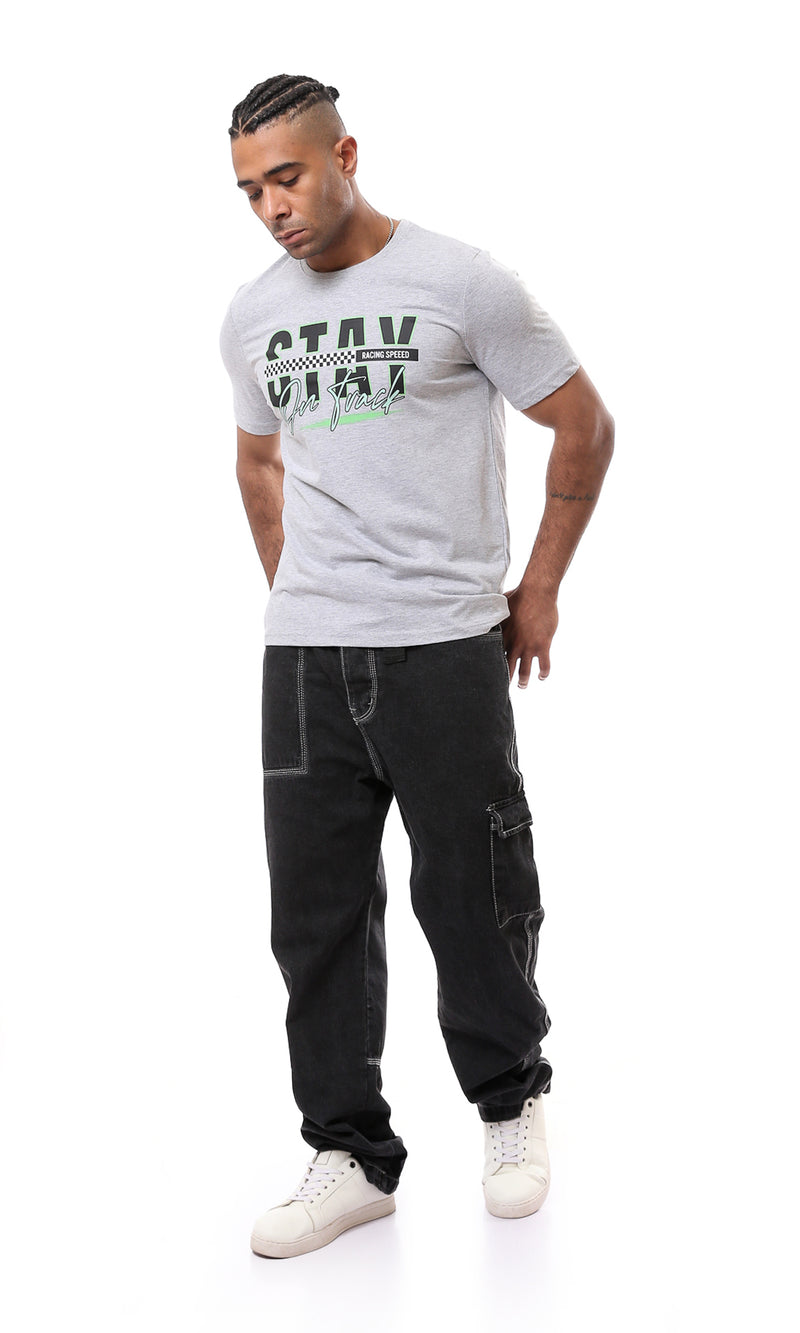 تيشيرت هيذر رمادي مطبوع "Stay On Track"