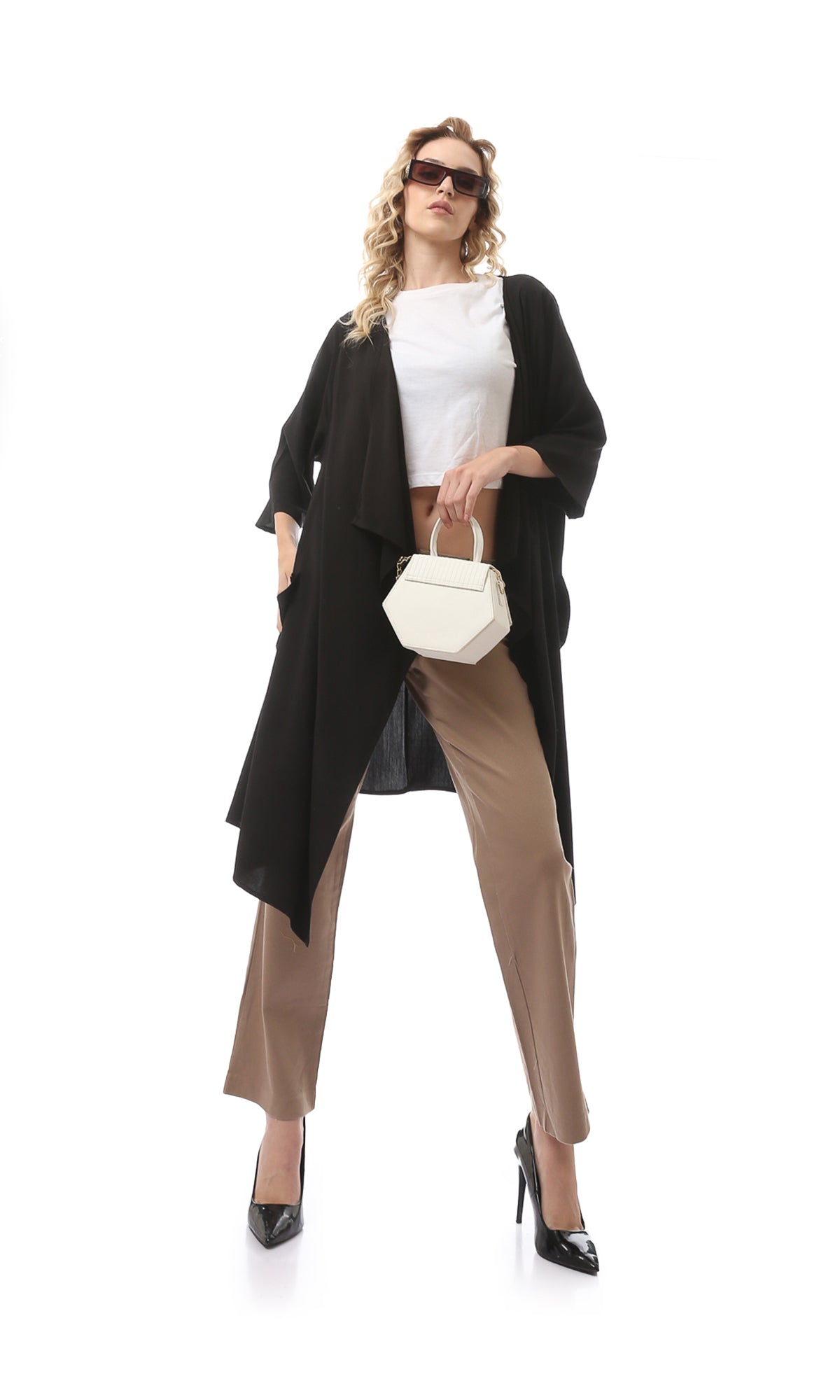 كارديجان أسود سادة مريح سهل الارتداء