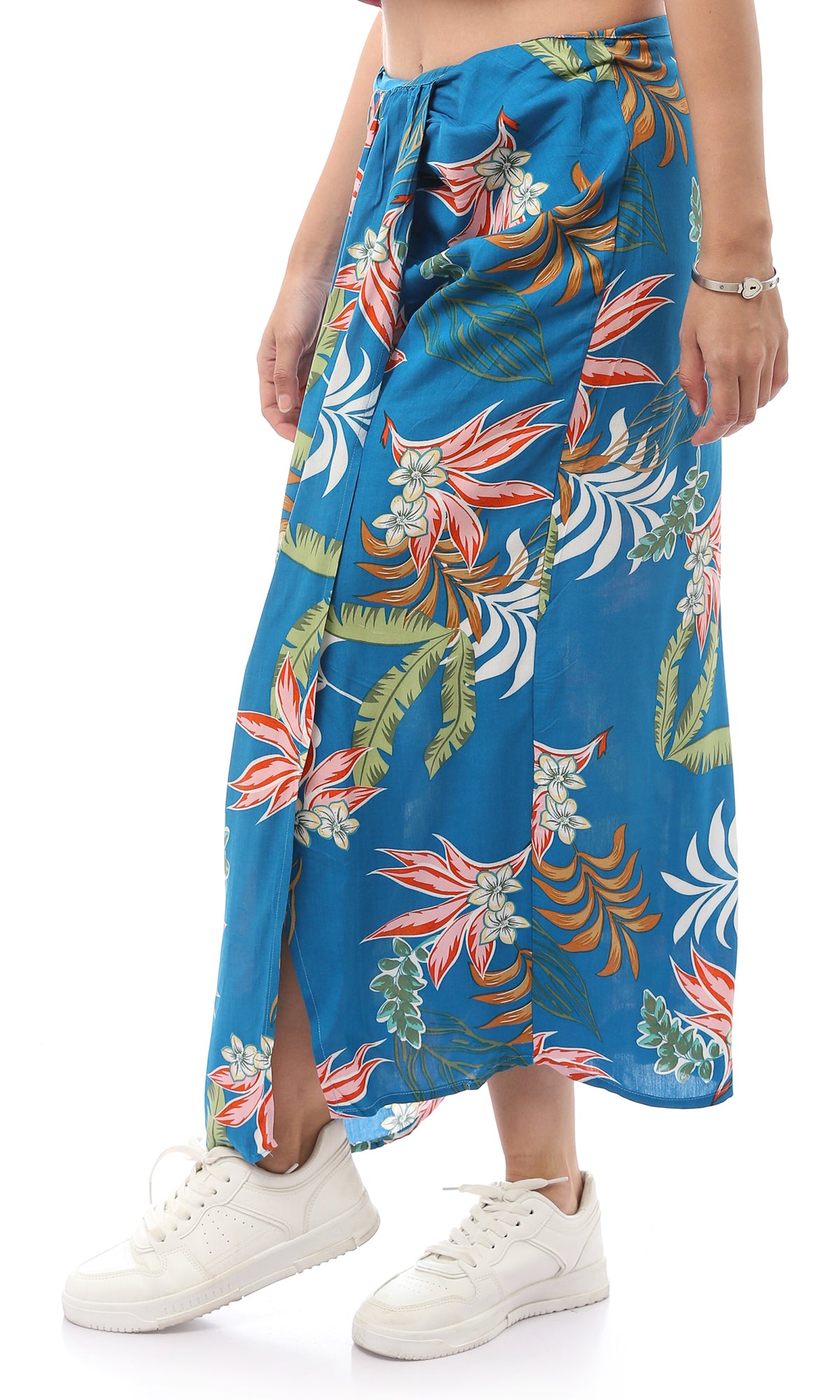 O165303 Floral Blue Comy & Fancy Skirt