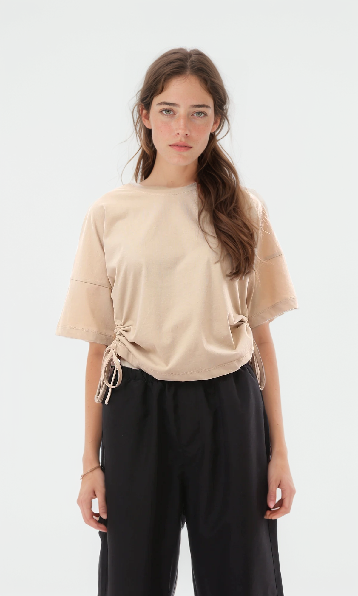 O165476 Funky Cropped Solid Pattern Beige T-Shirt