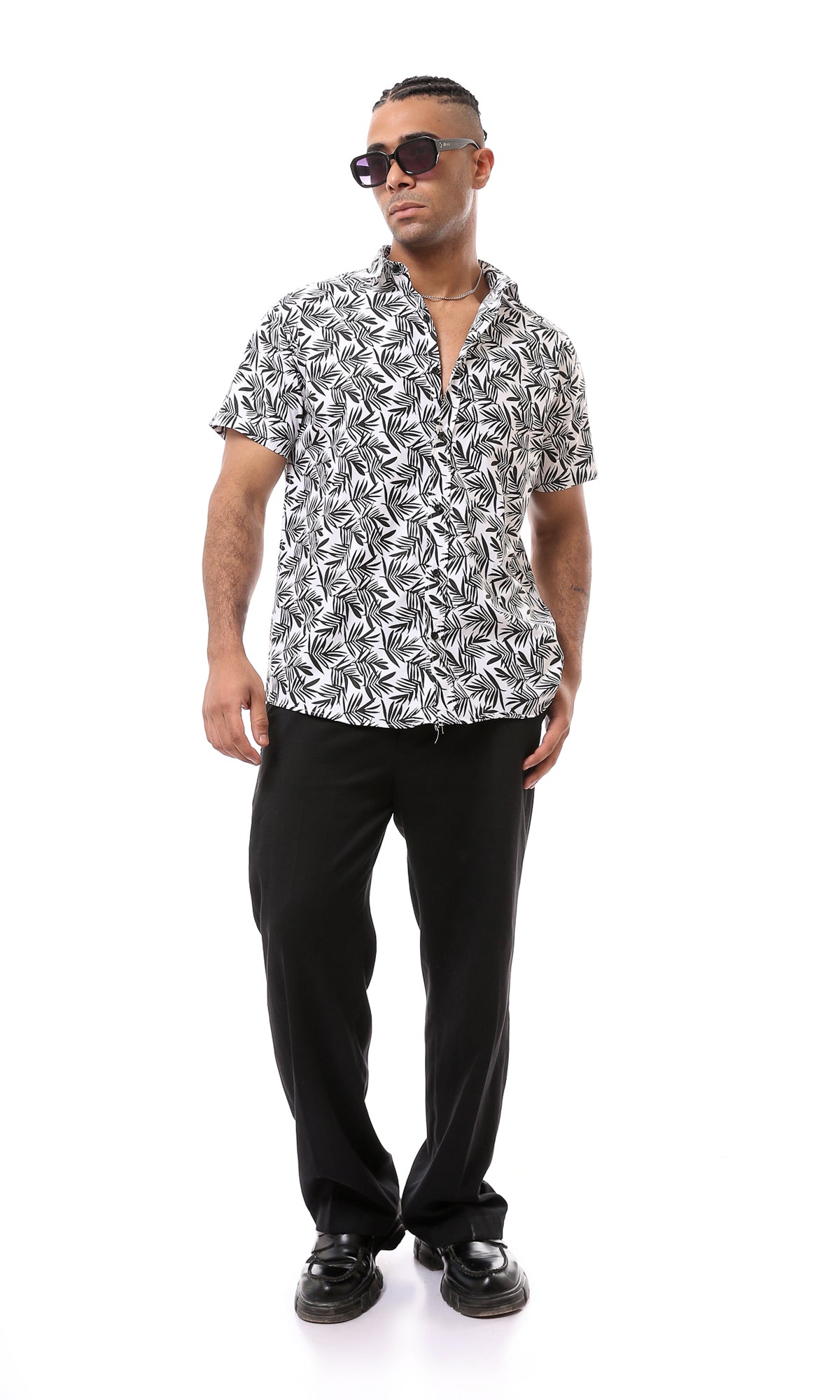 O168868 Men Short Sleeve