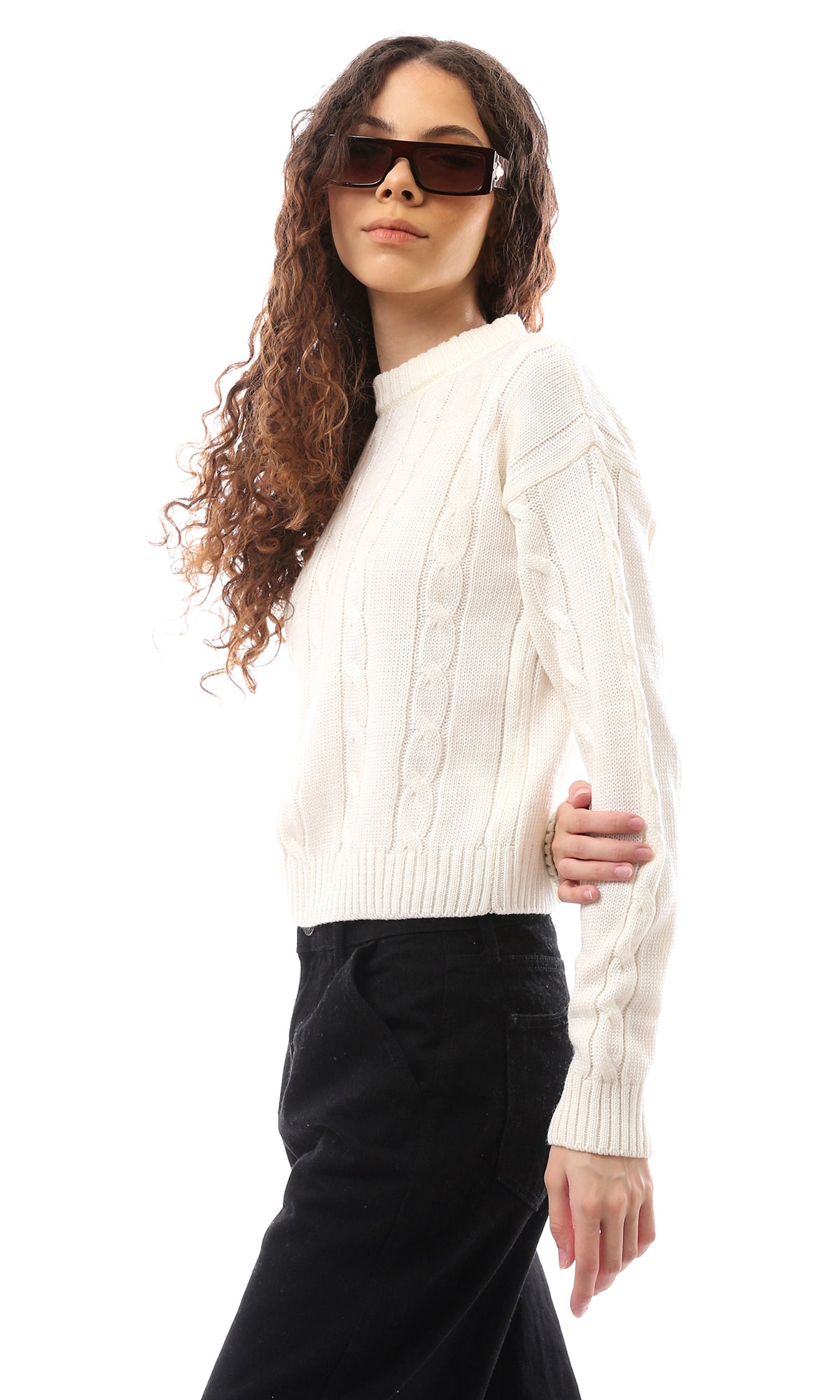 O169345 Round Neck Knitted Off-White Plain Pullover