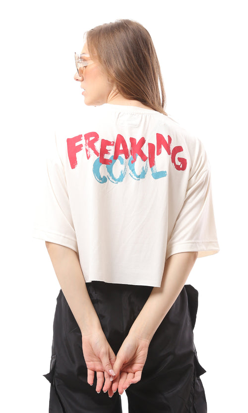 تيشيرت أبيض مطبوع ملون "Freaking" سهل الارتداء