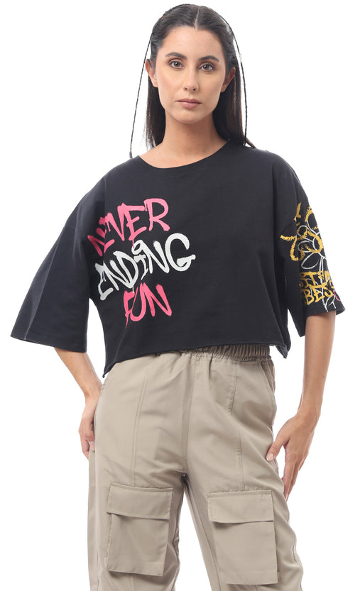 تيشيرت واسع أسود برقبة دائرية