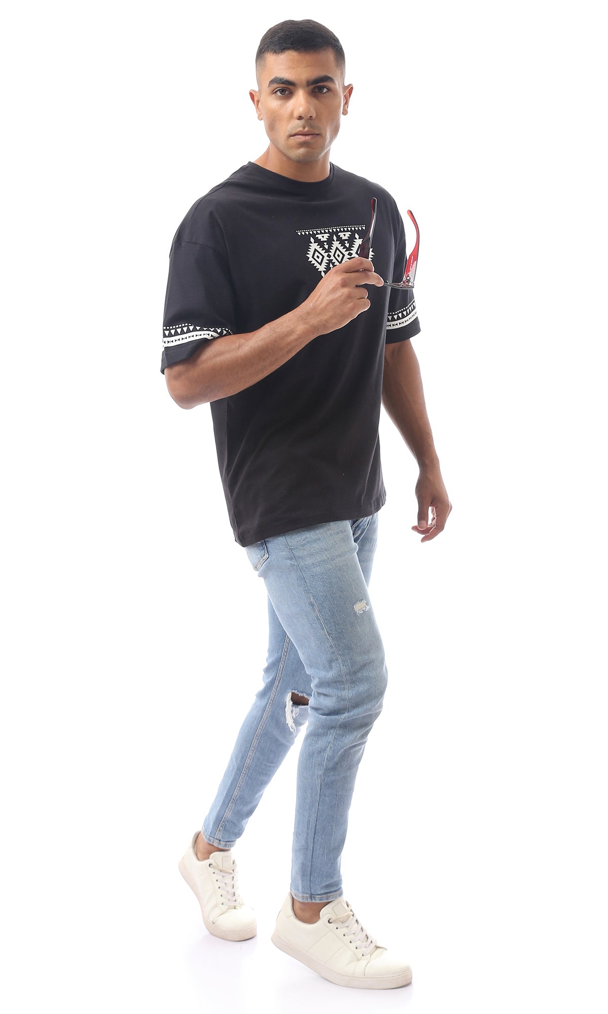 O170289 Printed Slip On Round Neck Black Tee