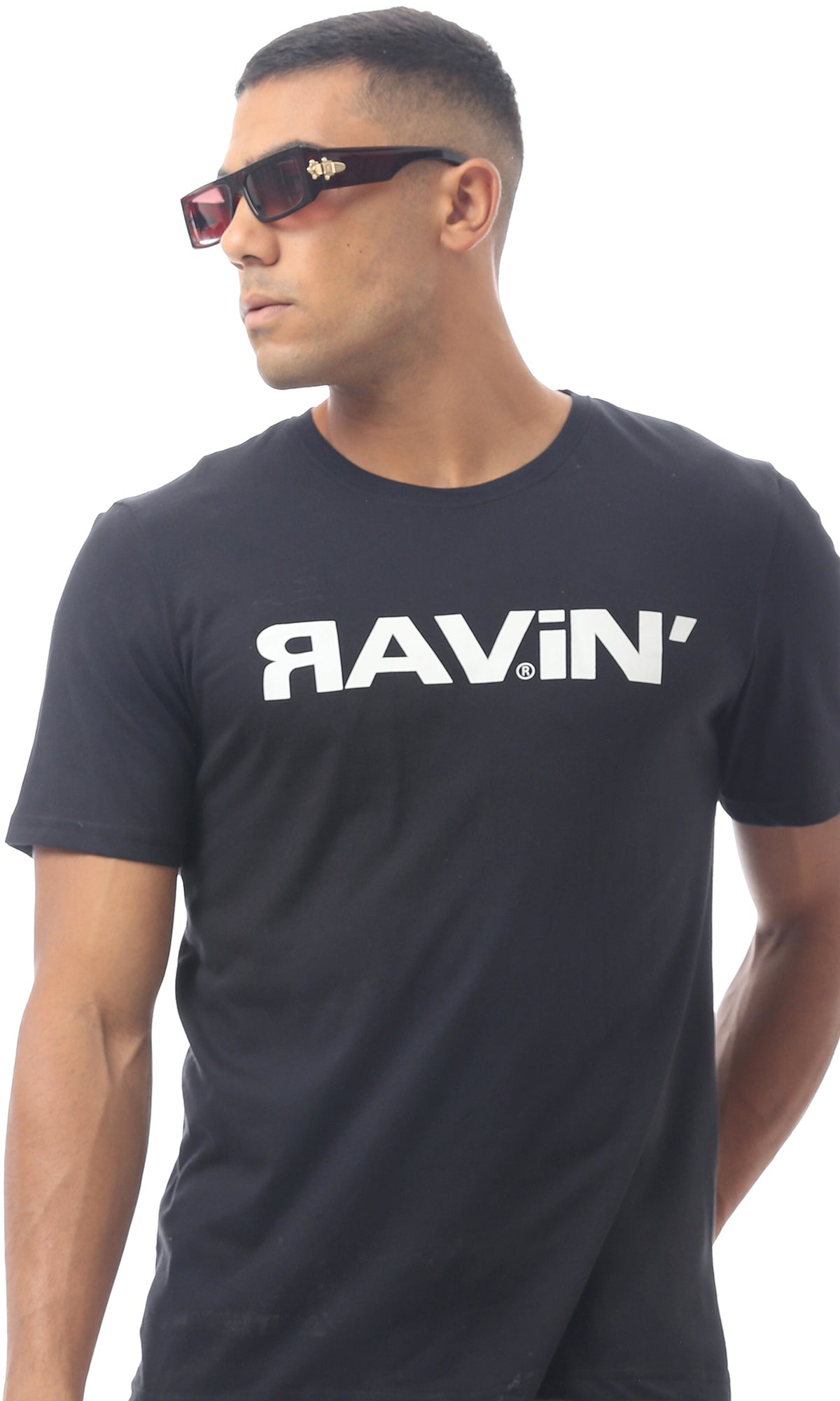 تيشيرت مطبوع "Ravin" أسود سهل الارتدا