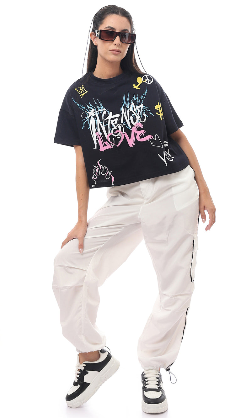 تيشيرت قصير أسود مطبوع سهل الارتداء