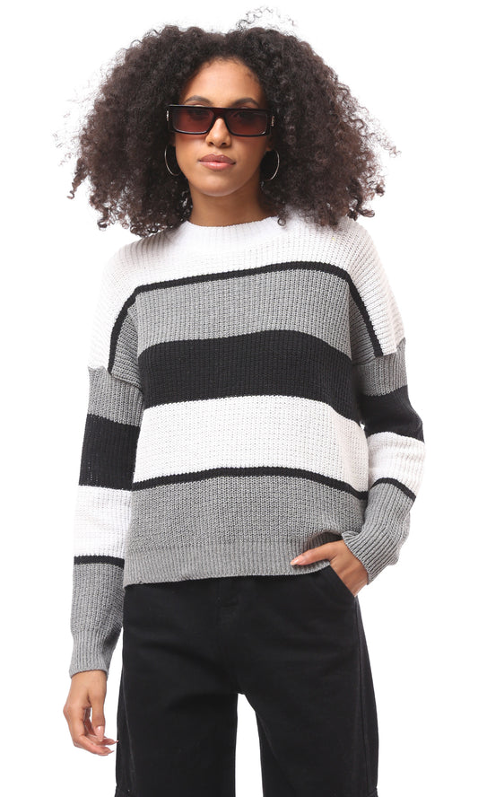 O171193 Tri-Tone Grey, White & Black Knitted Pullover