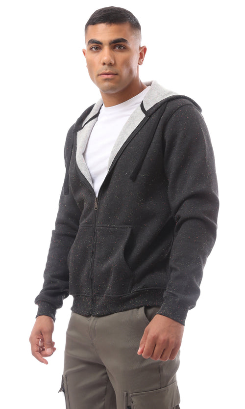 سويت شيرت أسود منقوش بسوستة