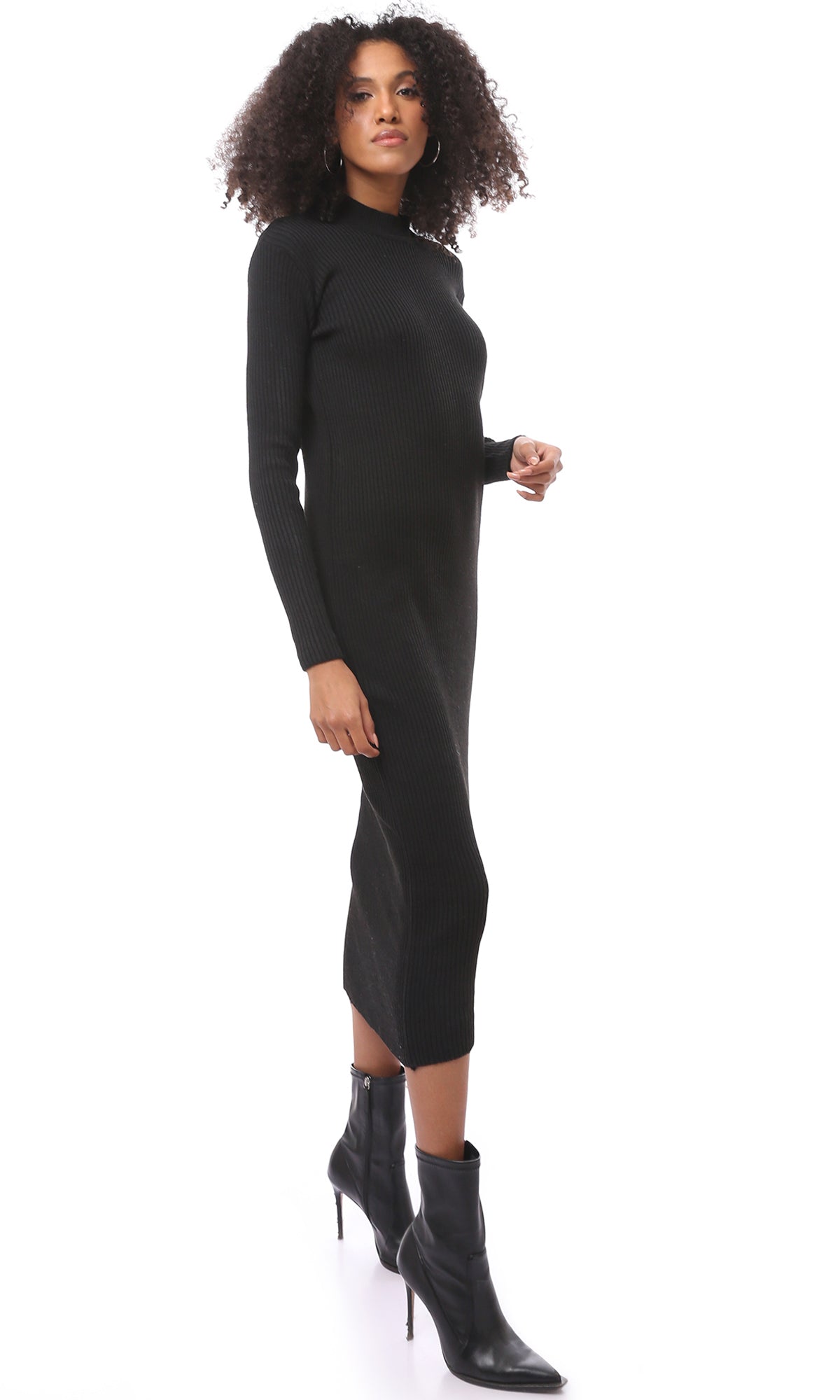 O172553 Black Ribbed Long Sleeves Winter Midi-Dress