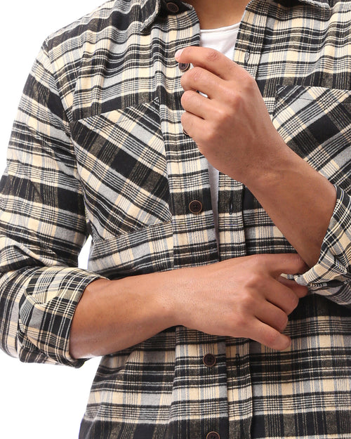 Ravin Men’s Relaxed-Fit Brushed Plaid Flannel Shirt – Cream & Black - O172690