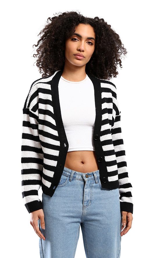 O173655 Striped Black & White Knitted Short Cardigan