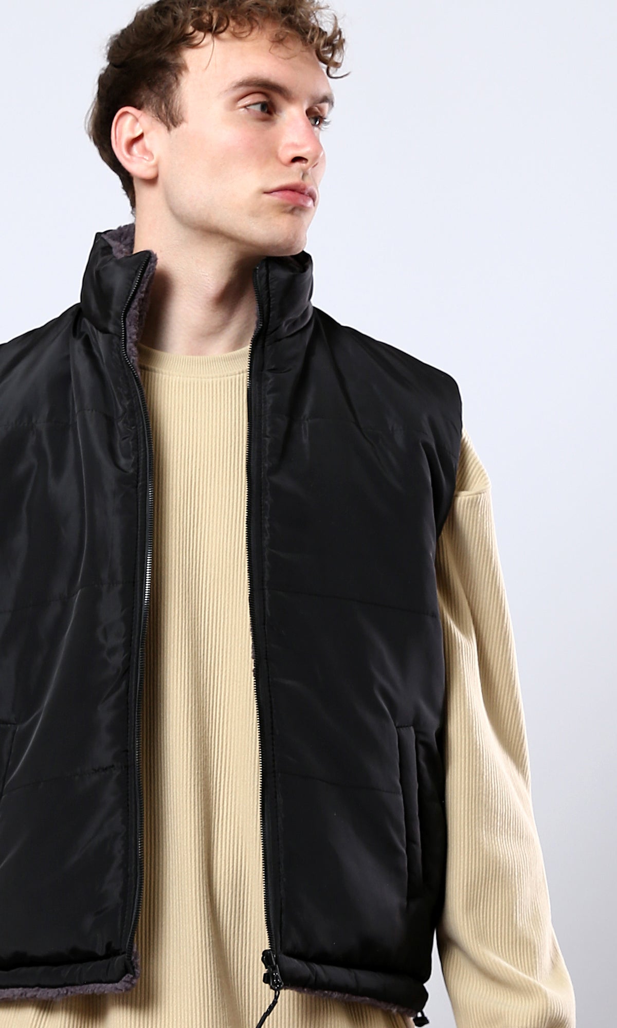O174500 Double Face Wool & Waterproof Vest - Black & Dark Grey