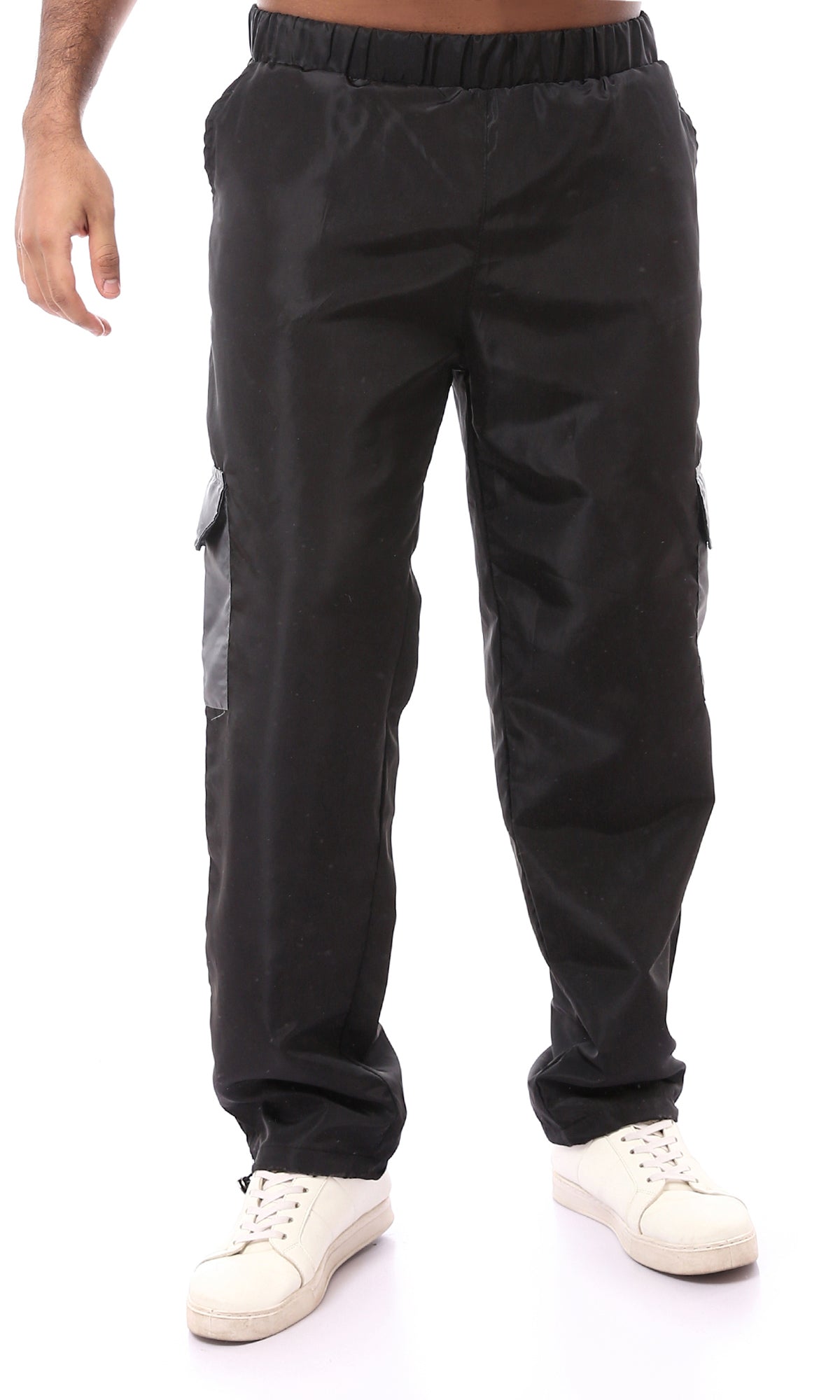 O174509 Black Waterproof Cargo Pants With Grey Pockets