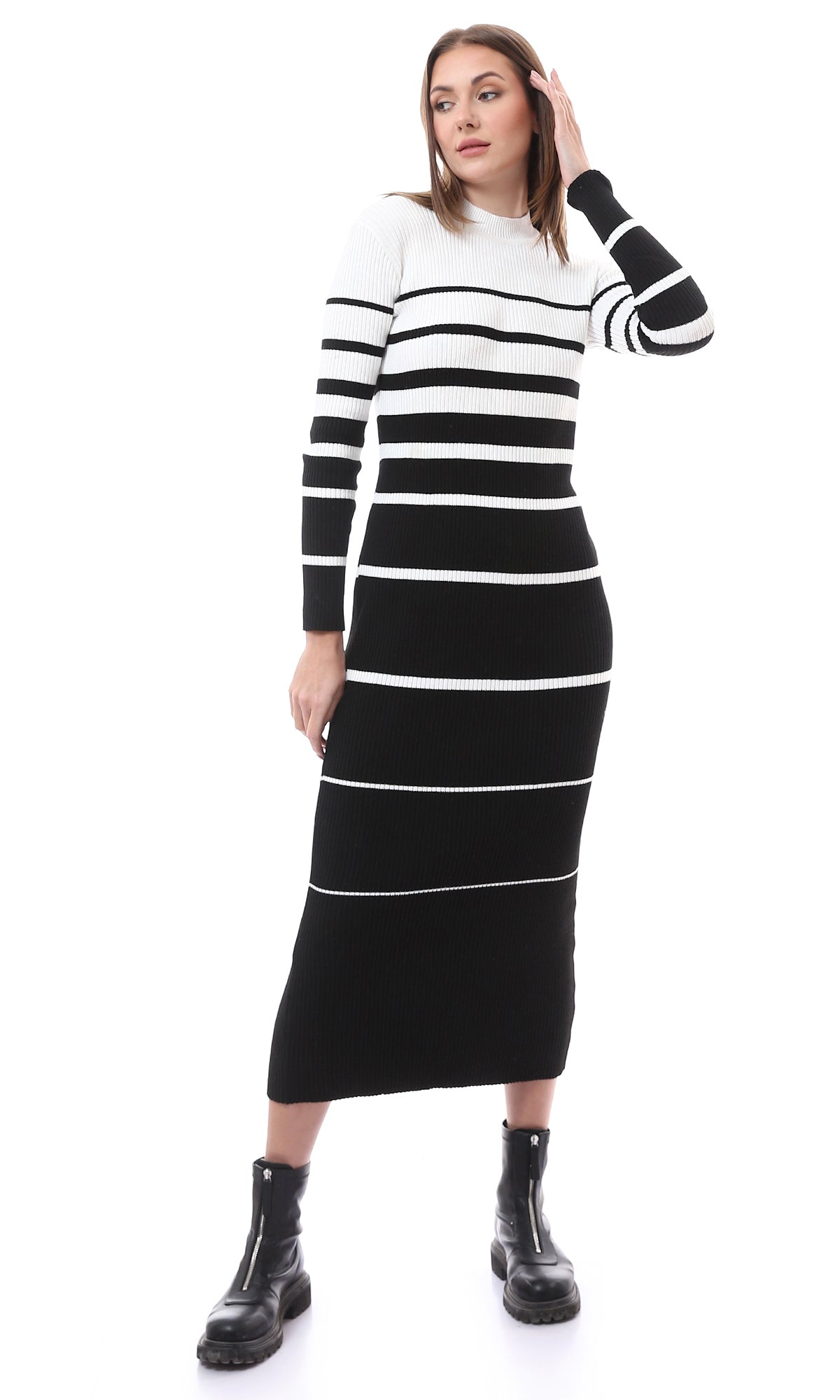 O174521 Unbalanced Bi-Tone Stripes Black & White Maxi Dress