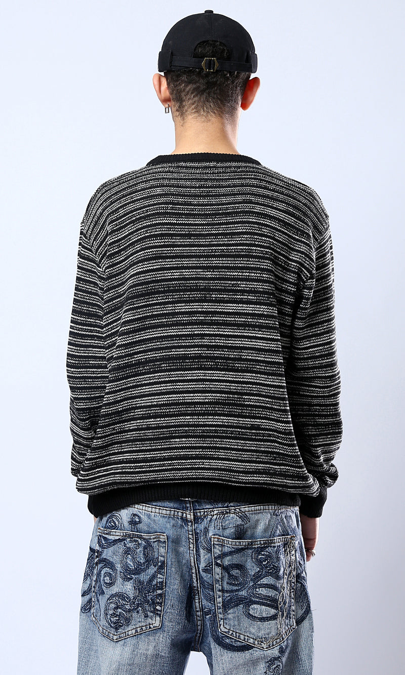 O174999 Black & White Relaxed Slip On Winter Pullover
