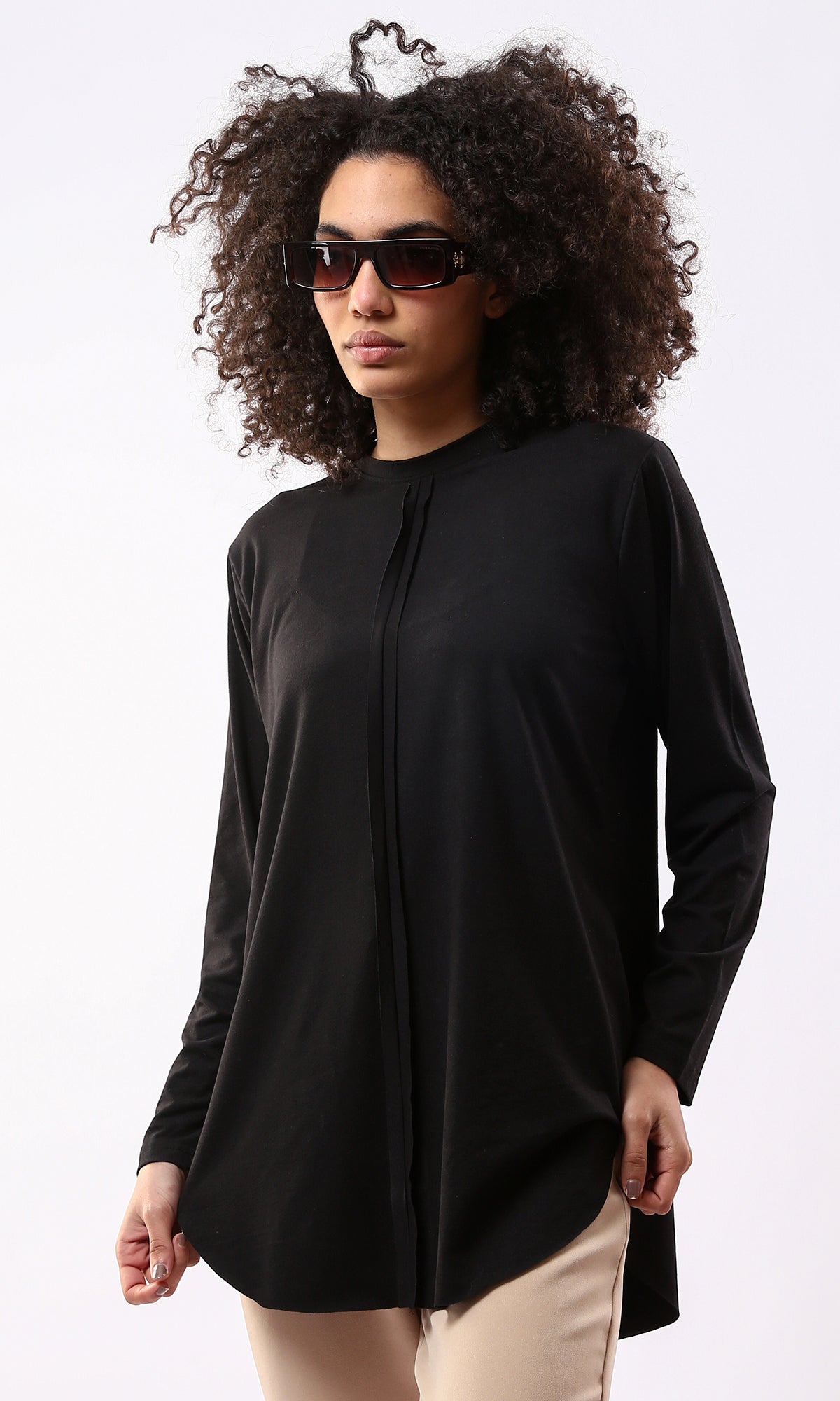 O175817 Solid Long Sleeves Black Long Tee With Slits