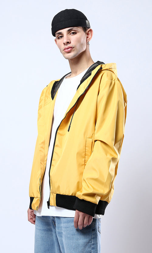 O175901 Hooded Neck With Drawstring Yellow Jacket