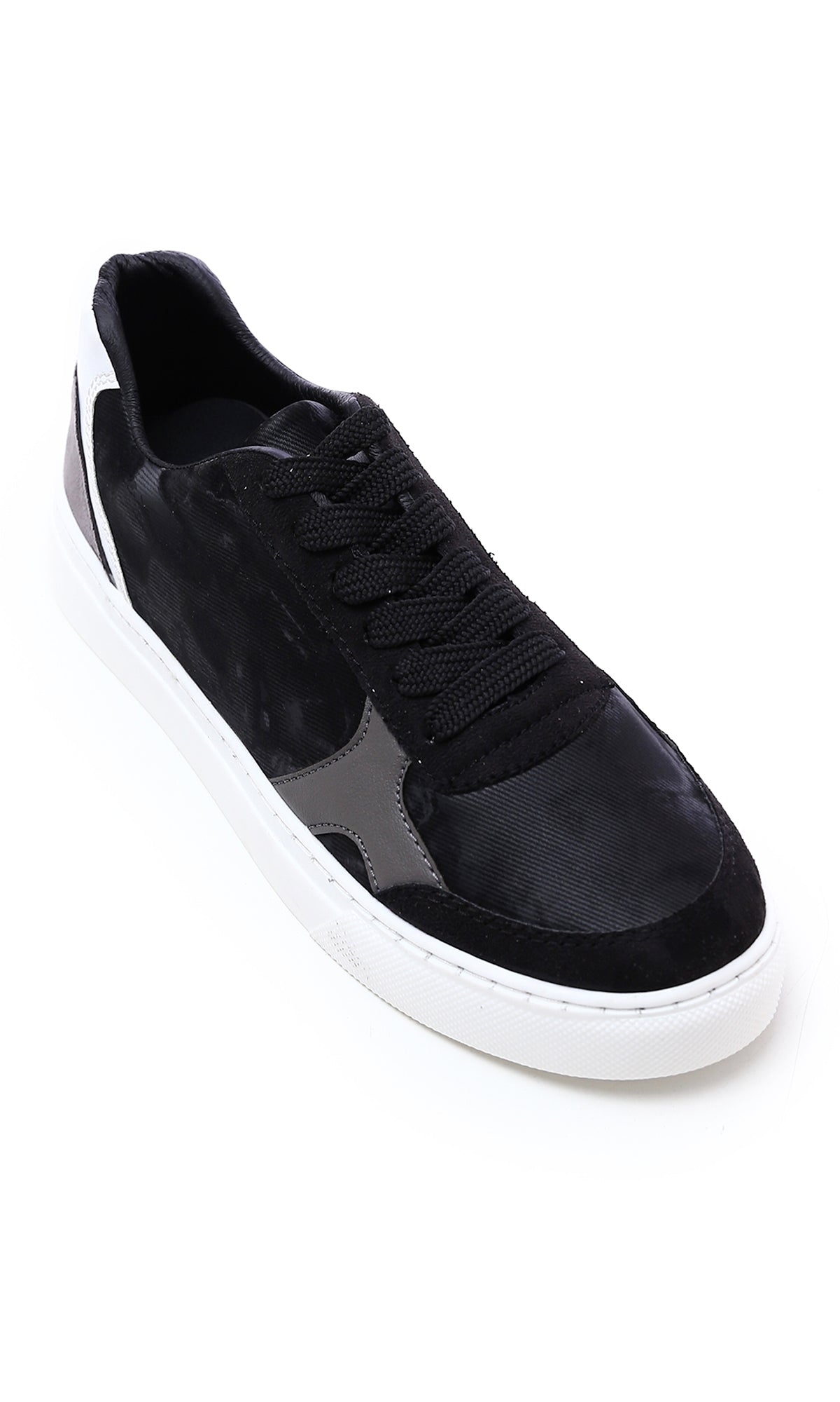 O176362 Tri-Tone Round Toecap Suede Sneakers - Black, White & Grey