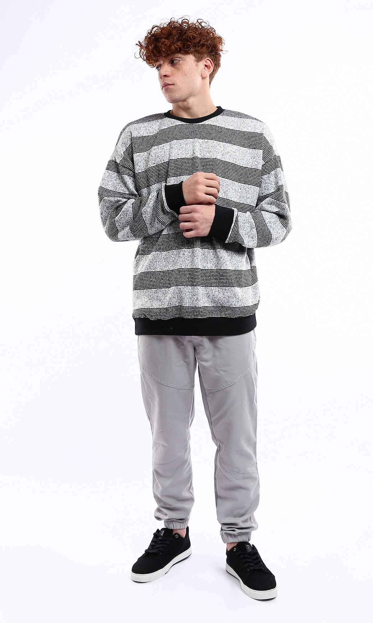 O177883 Long Sleeves Striped Grey & Black Winter Sweatshirt