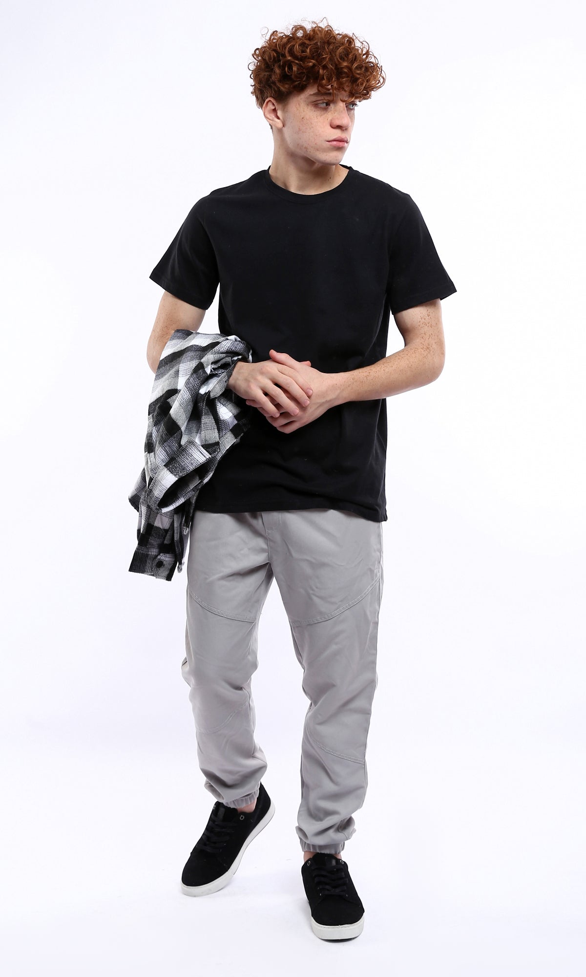 Men's Essential Crew Neck Black Tee - 0178023