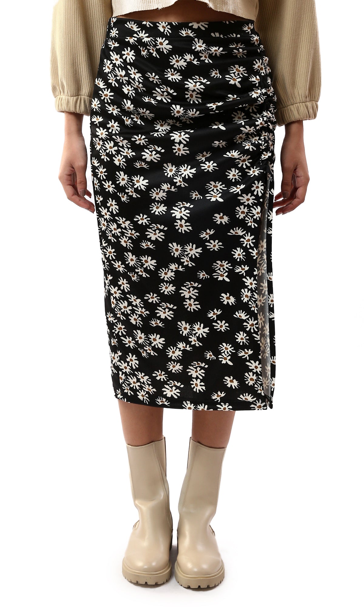 O178289 Floral Elastic Waist Black Skirt With Front Slit