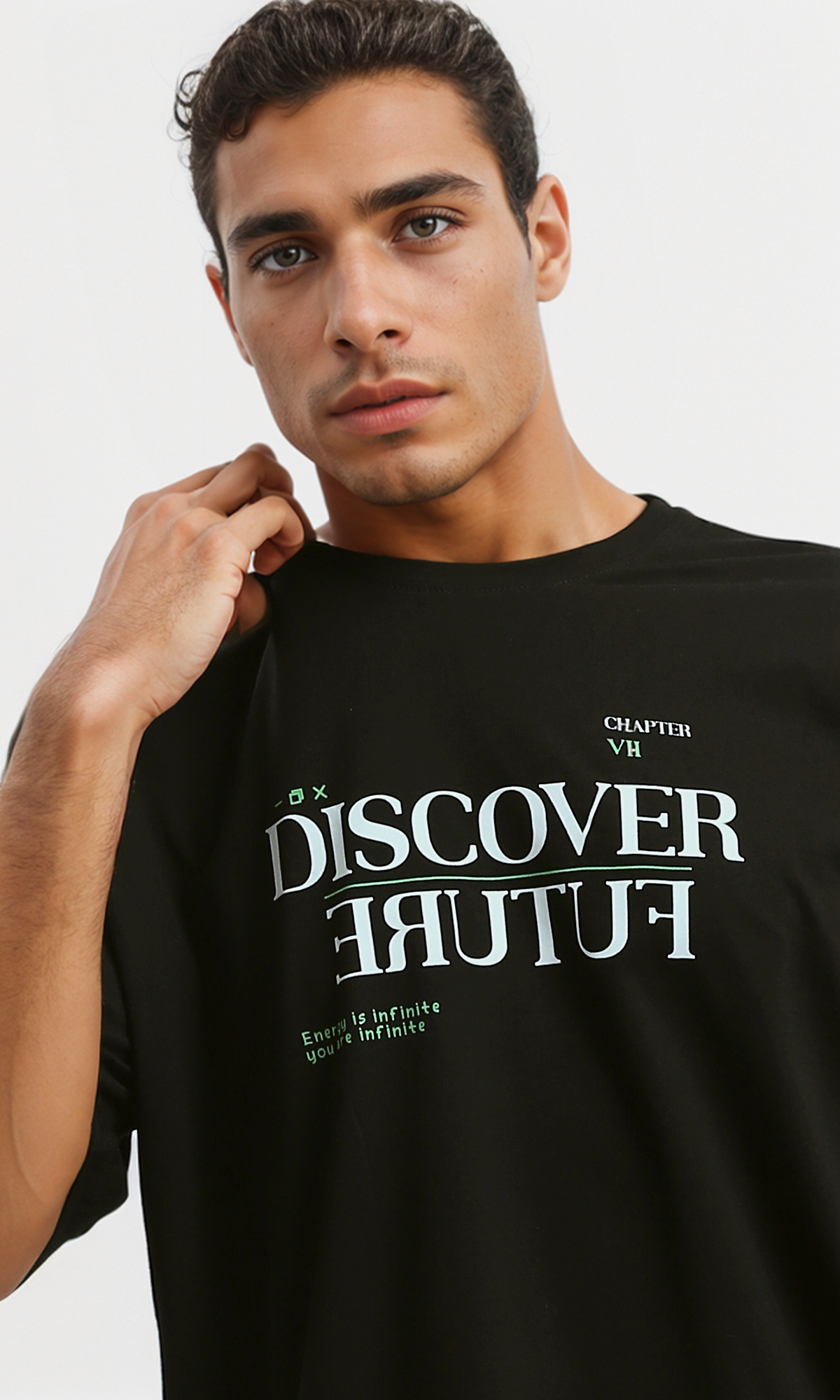 O178392 "Discover Future" Black Relaxed Fit Tee