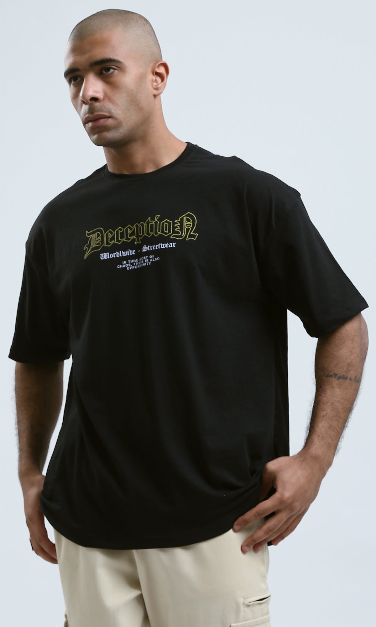 O178976 - Relaxed Fit Printed Black Tee with Elbow Sleeves