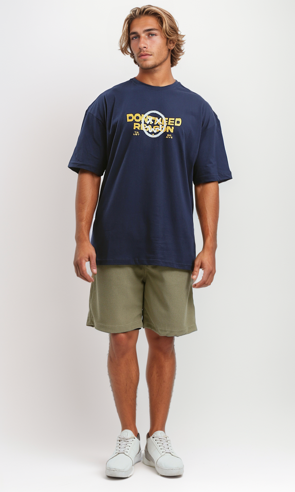 O179038 Dark Navy Blue Round Neck Tee With Front Print