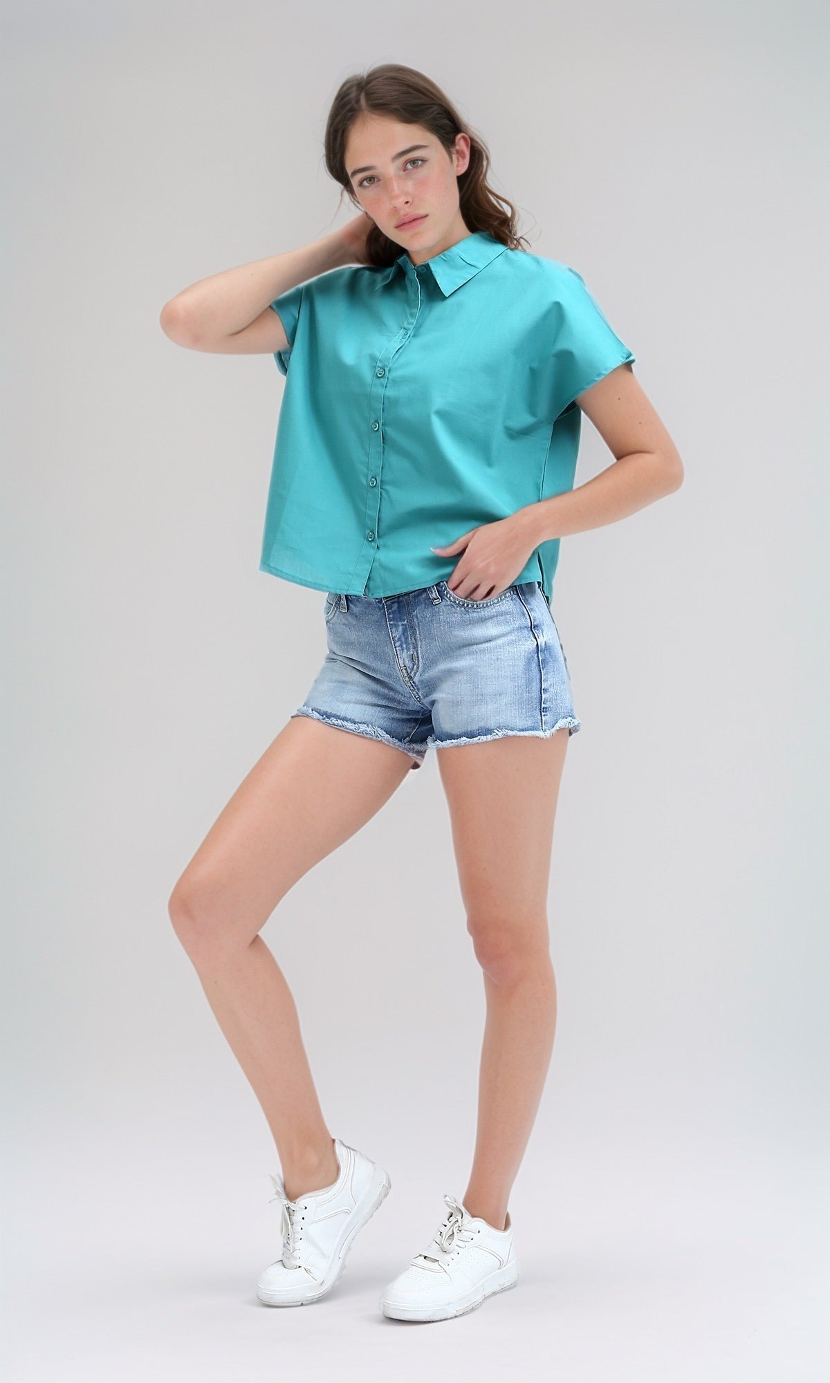 O179203  Short Sleeves Solid Shirt With Classic Collar - Terquoise