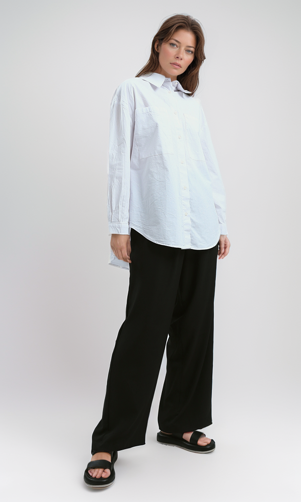 O179207 Full Buttons Down White Shirt With Two Pockets